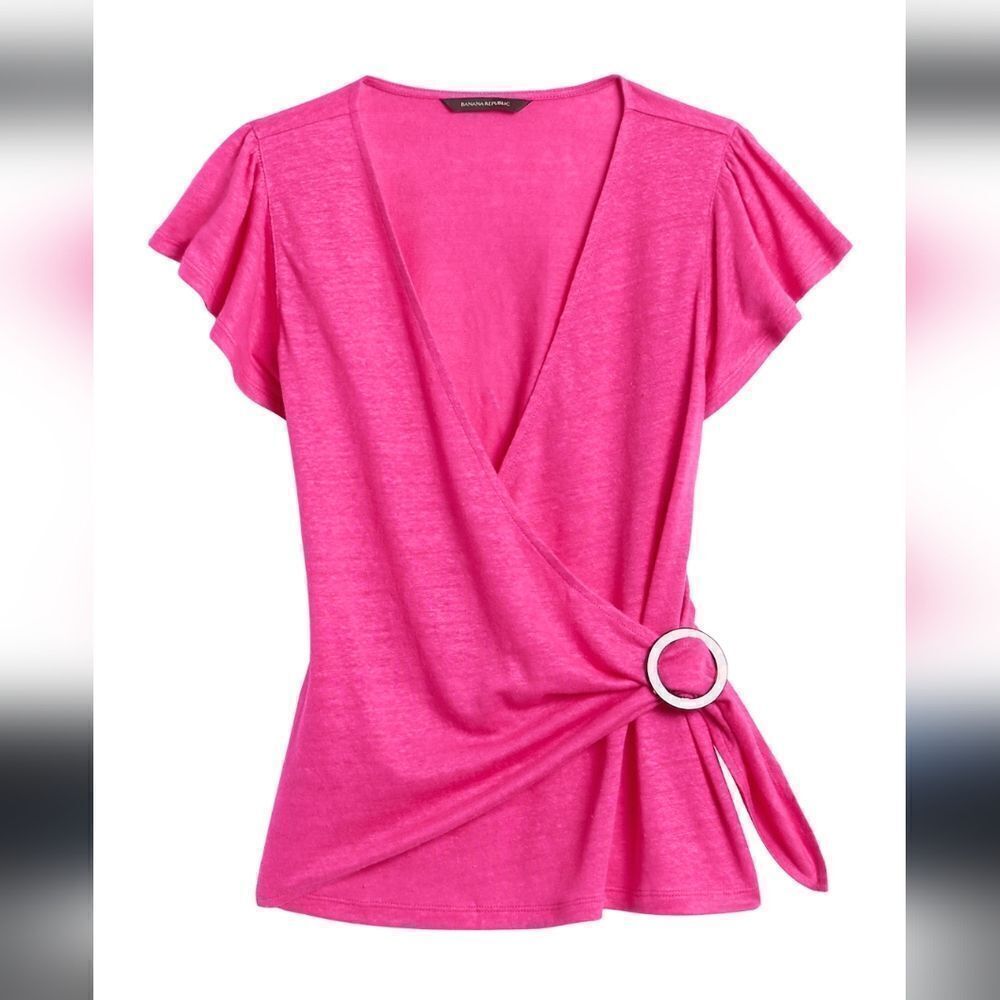 Banana Republic 100% linen lightweight magenta pink top with tortoise detail S